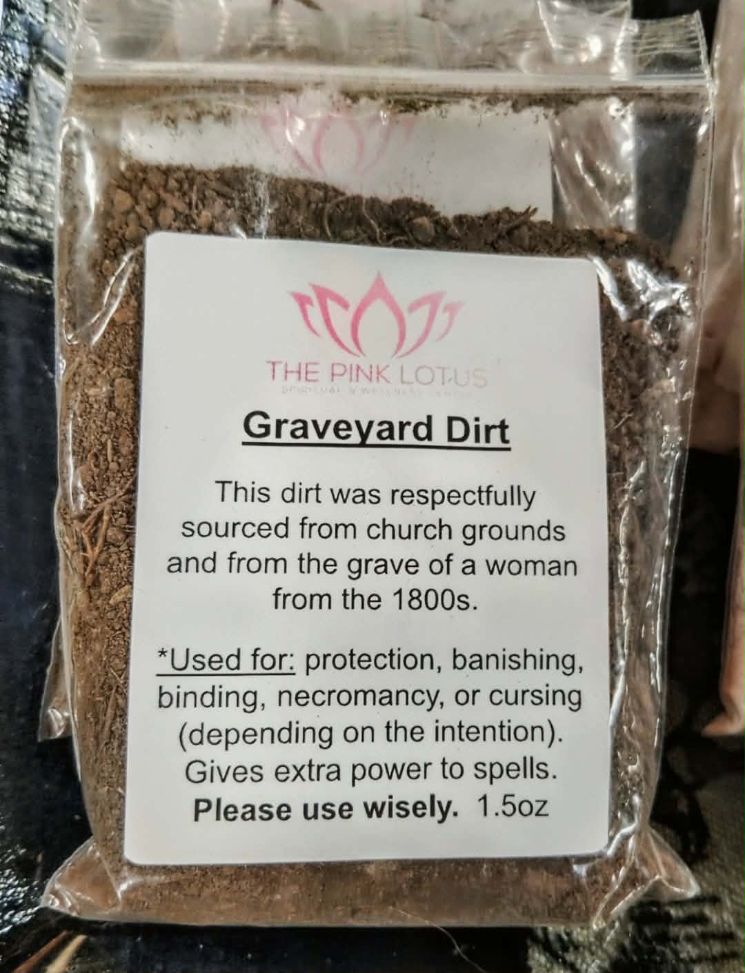 Ancestral Graveyard Dirt — 1.5 oz